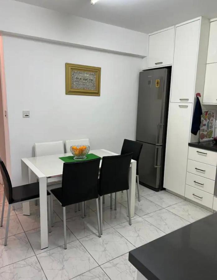 Marias Spacious Aparment Πάφος Εξωτερικό φωτογραφία