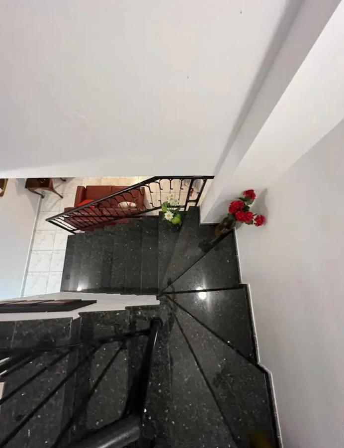 Marias Spacious Aparment Πάφος Εξωτερικό φωτογραφία