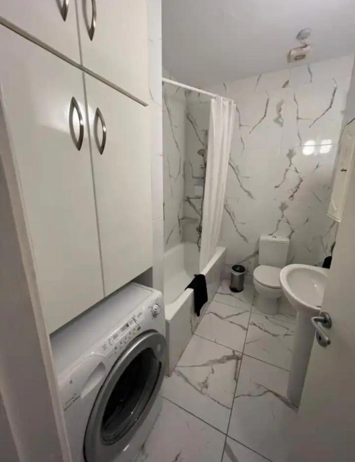 Marias Spacious Aparment Πάφος Εξωτερικό φωτογραφία